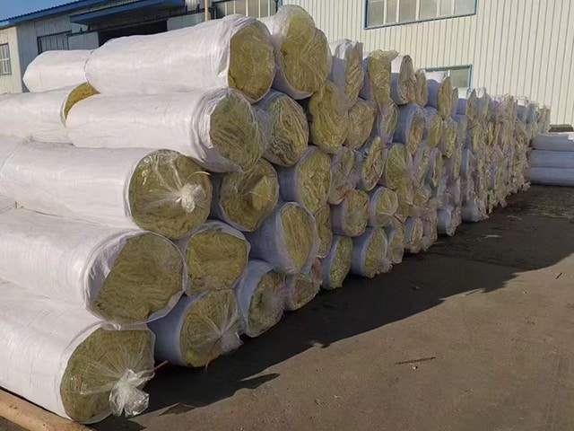 https://www.keruisteel.com/wp-content/uploads/2025/02/glass-wool-2.jpg