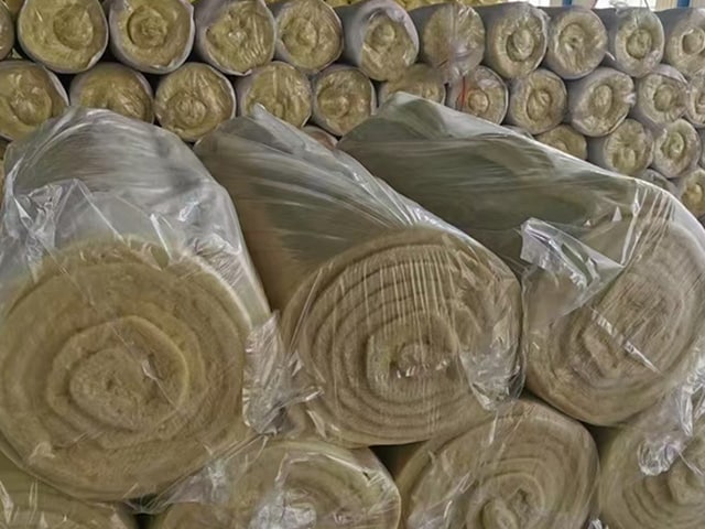 https://www.keruisteel.com/wp-content/uploads/2025/02/glass-wool-3.jpg