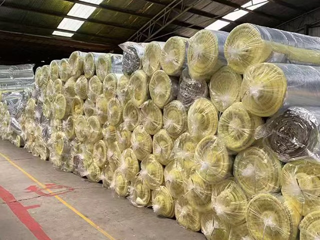 https://www.keruisteel.com/wp-content/uploads/2025/02/glass-wool-5.jpg