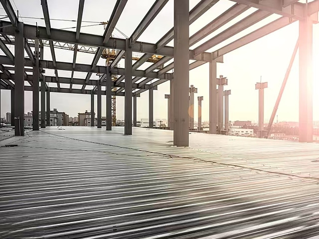 https://www.keruisteel.com/wp-content/uploads/2025/02/steel-structure-factory-12.jpg