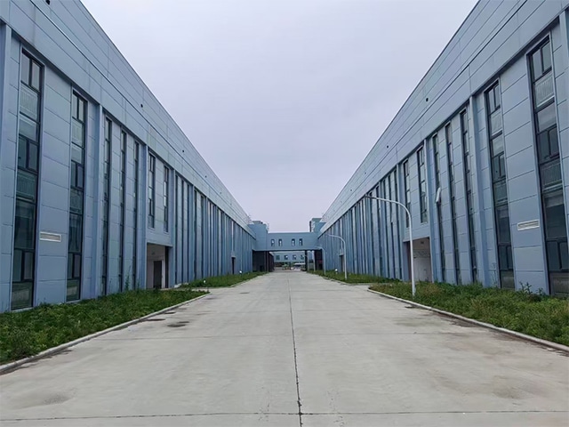 https://www.keruisteel.com/wp-content/uploads/2025/02/steel-structure-factory-4.jpg
