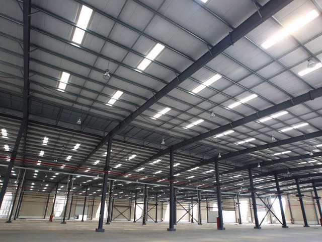 https://www.keruisteel.com/wp-content/uploads/2025/02/steel-structure-warehouse-6.jpg