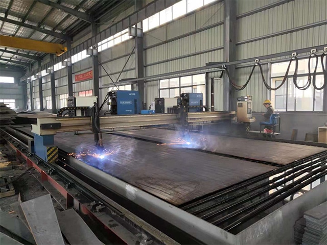 https://www.keruisteel.com/wp-content/uploads/2025/02/steel-structure-workshop-8.jpg